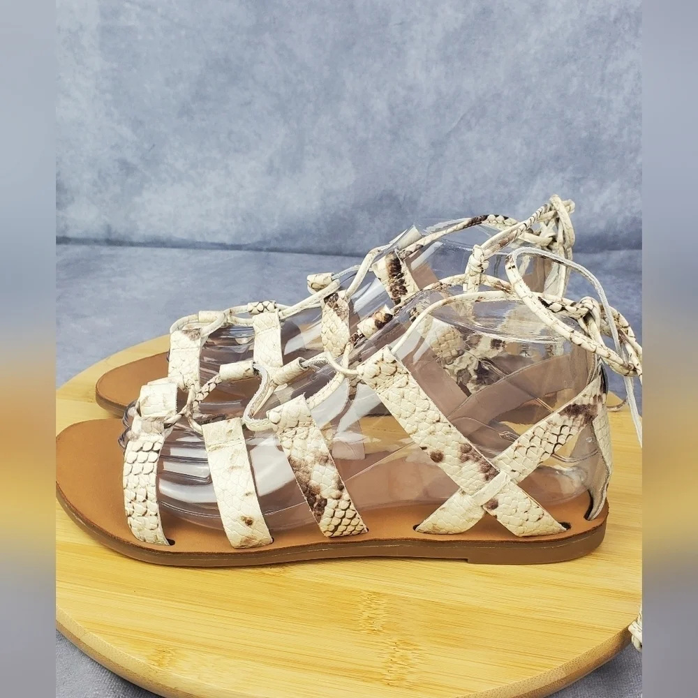 ALDO Womens Jaeryan Cream Gray‎ Leather Caged Strap Snake Print Flat Sandals 9